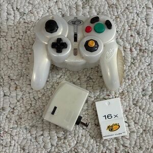 Nintendo Gamecube Madcatz White Game Controller and Memory Card